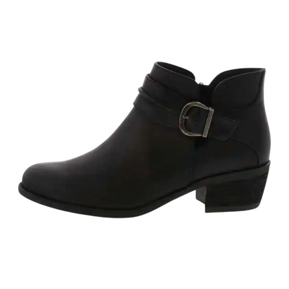 B.O.C Black Leather Ankle Booties(Size 6)